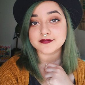 Meet your Posher, Becca